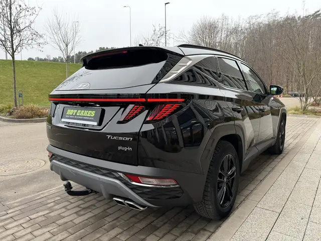 Hyundai Tucson Plug-in, galas kampu
